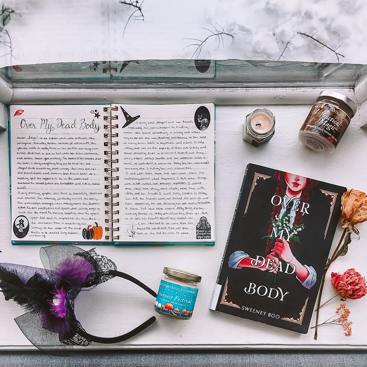 onemamassummer's tweet photo. New #BookReview. Sweeney Boo's Over My Dead Body is a wonderful graphic novel about friendship and witchcraft.
https://t.co/agwePDRAda
#SweeneyBoo #GraphicNovel #HarperAlley #HarperCollins #FrenzyFaves #OneMamaReads #Review #BookBlog #SavvyReader #50BookPledge #OverMyDeadBody https://t.co/mP8wYoBvEI