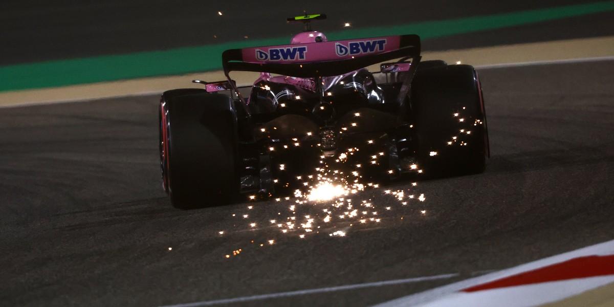Confi_Renault's tweet photo. Bahreïn - Course : Red Bull survole, de faibles étincelles pour Alpine - https://t.co/UZX1kdOJvR #F1 #BahrainGP #Alpine #Renault https://t.co/XaV09Bpzx3