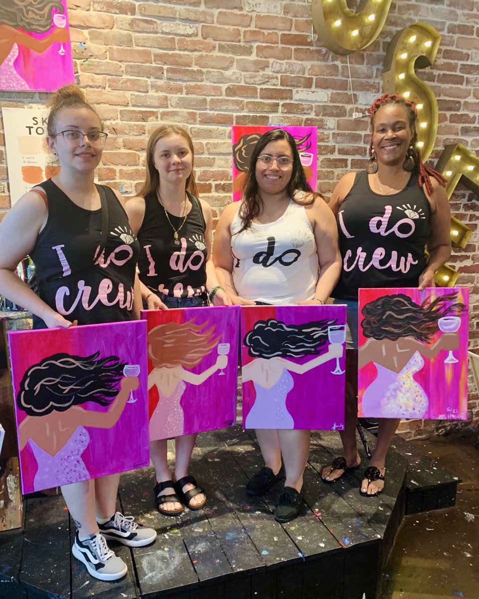 MusePaintbar's tweet photo. After you say I do, bring the whole crew too💍🥂
📸: @ArkoshiaNicole (FB)
#musepaintbar #paintandsip #paintbar #findyourmuse #sipandpaint #sipnpaint #paintandpour #artbar #paintparty #bacheloretteparty #bachelorette https://t.co/tn1QJ2baYZ