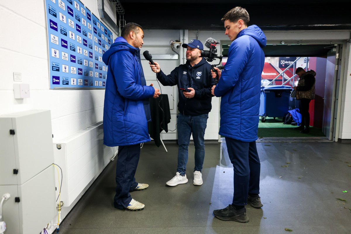 downsyofficial's tweet photo. Remembering Friday night π€© - #UpTheBears! π»ππ
#BristolBears #MatchDayPresenter #GallagherPremiership #RugbyUnion
πΈ - @reachfeverpitch / @roganthomson https://t.co/IhD4YIHS8u