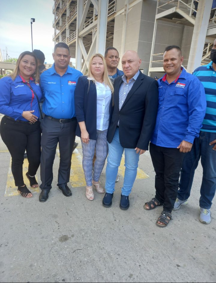 Desde el #Zulia apostamos al cambio y al progreso en nuestro, seremos parte de nueva historia que se empieza a escribir y con la esperanza de que tendrá un final feliz.
#UNTEsperanzaYCambio