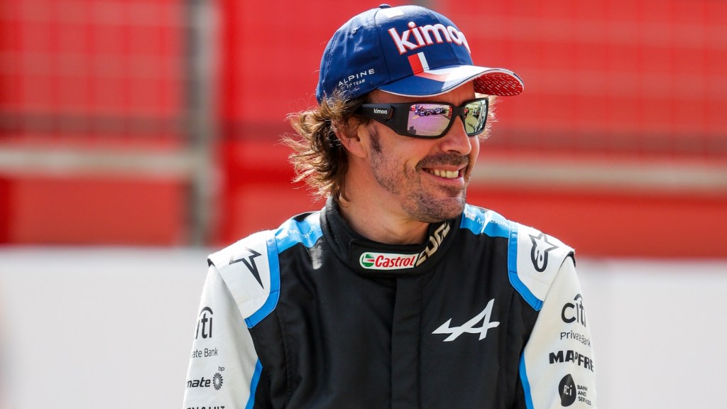 2010MisterChip's tweet photo. Más podios en la historia de la #F1 

191 Lewis Hamilton
155 Michael Schumacher
122 Sebastian Vettel
106 Alain Prost
103 Kimi Raikkonen
99 FERNANDO ALONSO
80 Ayrton Senna
78 Max Verstappen
68 Rubens Barrichello
67 Valtteri Bottas https://t.co/OCnIz9nsOd