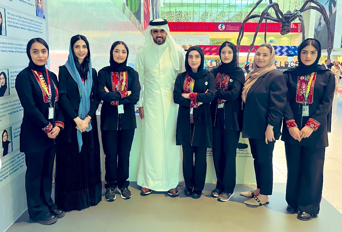 asefa_amini's tweet photo. LDC5 Conference! 
Doha, Qatar 🇶🇦
#technology 
#girls_education 
#Afghan_girls_robotics_team🇦🇫 https://t.co/HcO10RhWo8