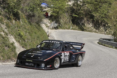 Sarnano si prepara al Trofeo Scarfiotti in calendario per il 28-30 aprile - #Autostoriche #Campionatoitaliano #Civsa #Porsche911 #Rallystorici #Rallystoriciit #Sarnanosassotetto #Trofeoscarfiotti #Velocitàinsalita - rallystorici.it/2023/03/05/sar…
