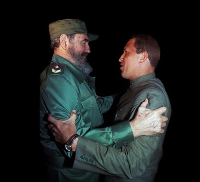 Cdi_Cipriano's tweet photo. Toda mi vida y por amor a un pueblo, la dedicaré hasta el último segundo de ella,para la lucha por la democracia y el respeto de los derechos humanos. Yo lo juro.
#ChávezVive
#CubaPorLaVida
@cubacooperaven
@MINSAPCuba
@japortalmiranda
@DcMedica
@ErickMendezRod3 https://t.co/2iCAA8GlXc