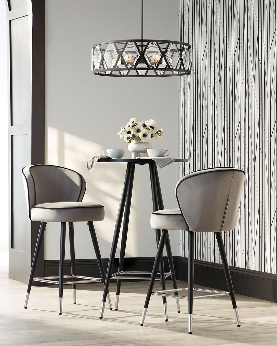 LampsPlus's tweet photo. Coffee with a side of beautiful lighting ✨ #myLampsPlus
Shop black pendant lighting: https://t.co/6rSuzU4hp7
#BreakfastNook #PendantLighting #CrystalPendantLight #Barstool #PubTable #HomeLighting #PendantLight #BlackPendantLight #HomeDesign #GreyBarStool https://t.co/HSV6FnY4IR