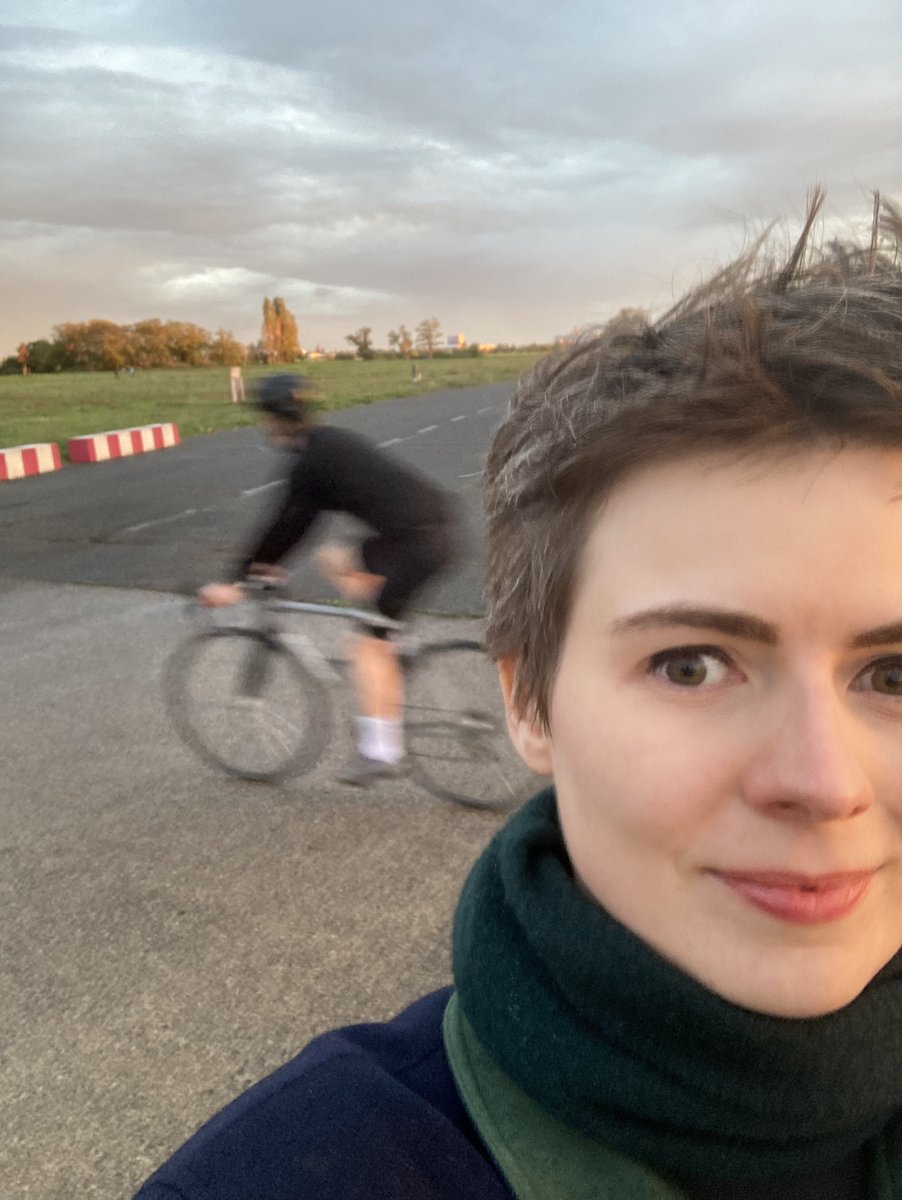 Schau gut hin, <a href="/kaiwegner/">Kai Wegner</a>, alles was du hier hinter mir siehst wird niemals dir gehören!

Wir haben das Tempelhofer Feld schon einmal in einem Volksentscheid verteidigt und ob du bei Wahlwiederholungen wirklich immer gewinnst werden wir sehen ✊