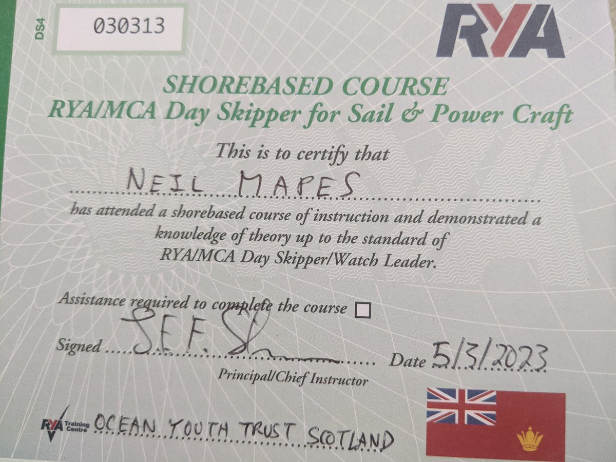 #DaySkipper theory passed this weekend #sailing <a href="/OYTScotland/">Ocean Youth Trust Scotland</a> we're brilliant <a href="/RYAScotland/">RYA Scotland</a>