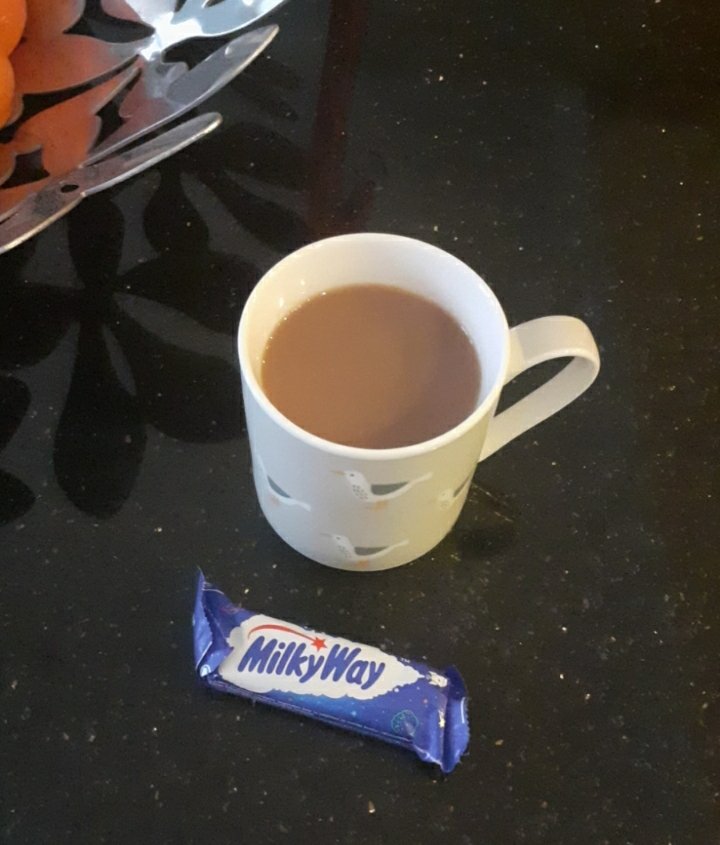 theshortjen's tweet photo. Happy 2 years of Tea! Got a little video coming in a couple of hours, but until then, milky way and a tea 
Can't believe this has been going on for 2 years. here's to many more!
#24HourTea #TeaWithJennie https://t.co/BMfuZxdhm4