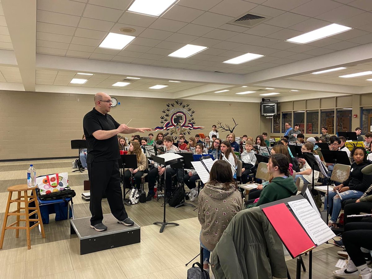 Proud to have spent a wonderful day yesterday with the Suffolk Cty Division II East All-County Band. Thank you <a href="/SCMEA_NYS/">SCMEA</a> for the invite. It was a thrill to work with so many Ss including those from my alma mater <a href="/3vcsd/">Three Village CSD</a>. Looking forward to our concert next weeknd #arlingtonspirit