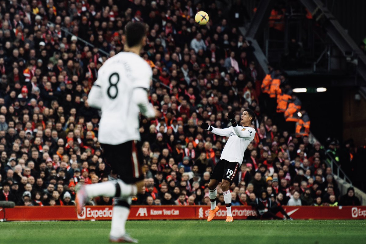 ⏩ Time to regroup and focus on a second-half response. 

#MUFC || #LIVMUN