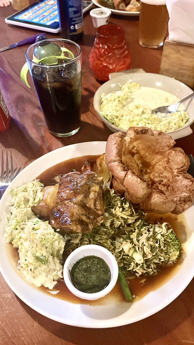 bassettface1's tweet photo. Is there anything better than a walk, a huge roast then Super Sunday on the sofa?… #BeckAndCall https://t.co/tHu0xRRluz