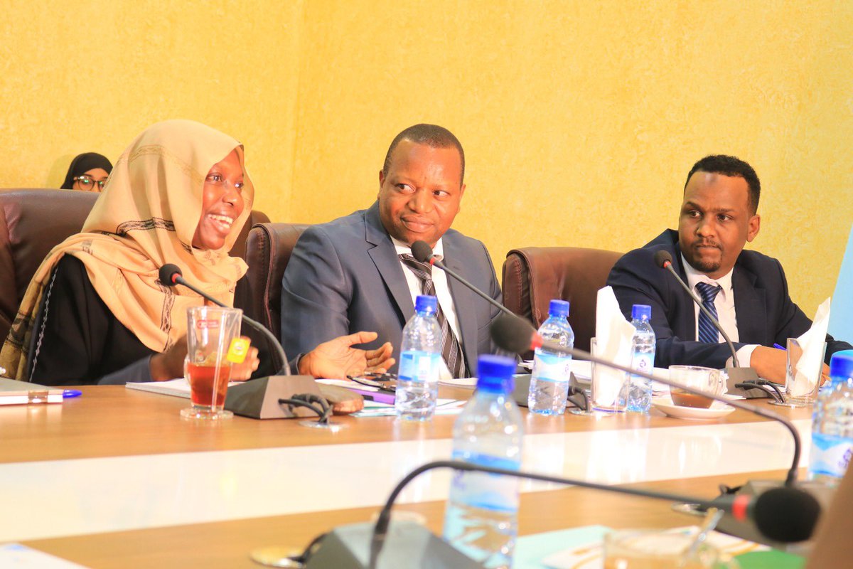 Hon. Isaak Mursal (@isackfanax) on Twitter photo Today signed IGAD regional protocol on free movement of persons which promotes regional integration for our citizens & aligned with the continental 2063 agenda.
I thank <a href="/MFASomalia/">Wasaaradda Arrimaha Dibadda ๐ธ๐ด</a> & <a href="/IGADSomalia/">IGAD Mission To Somalia</a> team & policy contributors for their efforts in reaching this milestone for IGAD. Today signed IGAD regional protocol on free movement of persons which promotes regional integration for our citizens & aligned with the continental 2063 agenda.
I thank <a href="/MFASomalia/">Wasaaradda Arrimaha Dibadda ๐ธ๐ด</a> & <a href="/IGADSomalia/">IGAD Mission To Somalia</a> team & policy contributors for their efforts in reaching this milestone for IGAD.