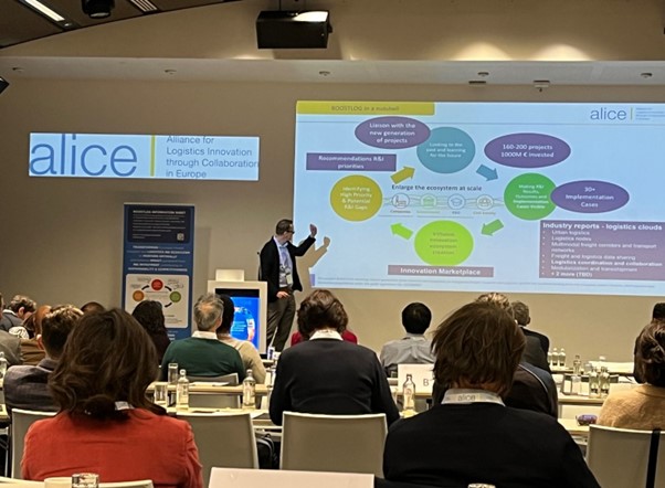 SLPalliance's tweet photo. ... of #BOOSTLOG #EUproject by #ALICE, with the objective to identify priorities on R&I in the logistics sector.
TRENDS workshops, guided by @basvanbree & Dr. @YanyingLiPhD
TECHNOLOGY workshops, guided by #AndreasNettsträter & #AnikeMurrenhoff
CONCEPTS workshops, guided by ... https://t.co/hqd0BZ4JwK