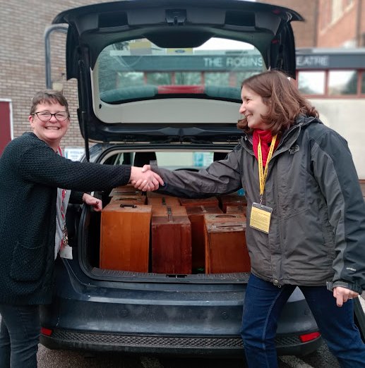 Many thanks to <a href="/HillsRoadNews/">Hills Road Sixth Form College</a> for the fabulous donation of a class set of microscopes which will soon be on their way to a girls' school in Sierra Leone.