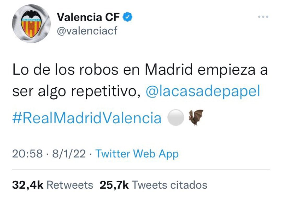 Una pregunta…..@valenciacf hoy no hay tweet sobre el robo del Fc Barcelona??? 
Lo mismo estáis de acuerdo que no es penalti….#BarcelonaValencia