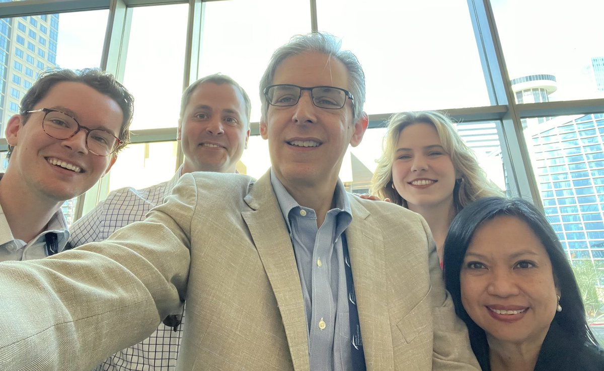 Dan Brown (@danbrownio) on Twitter photo Lots of support in the crowd while presenting on biomarkers for CRC and NET #SIR23PHX
@VUMCradiology <a href="/VUmedicine/">Vanderbilt School of Medicine</a> <a href="/SIRspecialists/">Society of Interventional Radiology</a> <a href="/womenirads/">WomeninIR</a> Lots of support in the crowd while presenting on biomarkers for CRC and NET #SIR23PHX
@VUMCradiology <a href="/VUmedicine/">Vanderbilt School of Medicine</a> <a href="/SIRspecialists/">Society of Interventional Radiology</a> <a href="/womenirads/">WomeninIR</a>