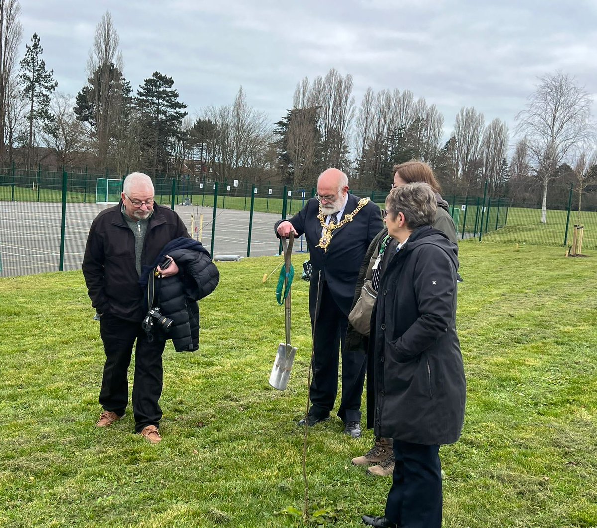 On 4 March at Castle View Academy we planted an orchard of 20 trees and a fruiting hedge. The Lord Mayor Hugh Mason, Cllrs Kimberly Barratt and Suzy Horton helped, friends and family. A team from the Queen's Green Canopy made a video.