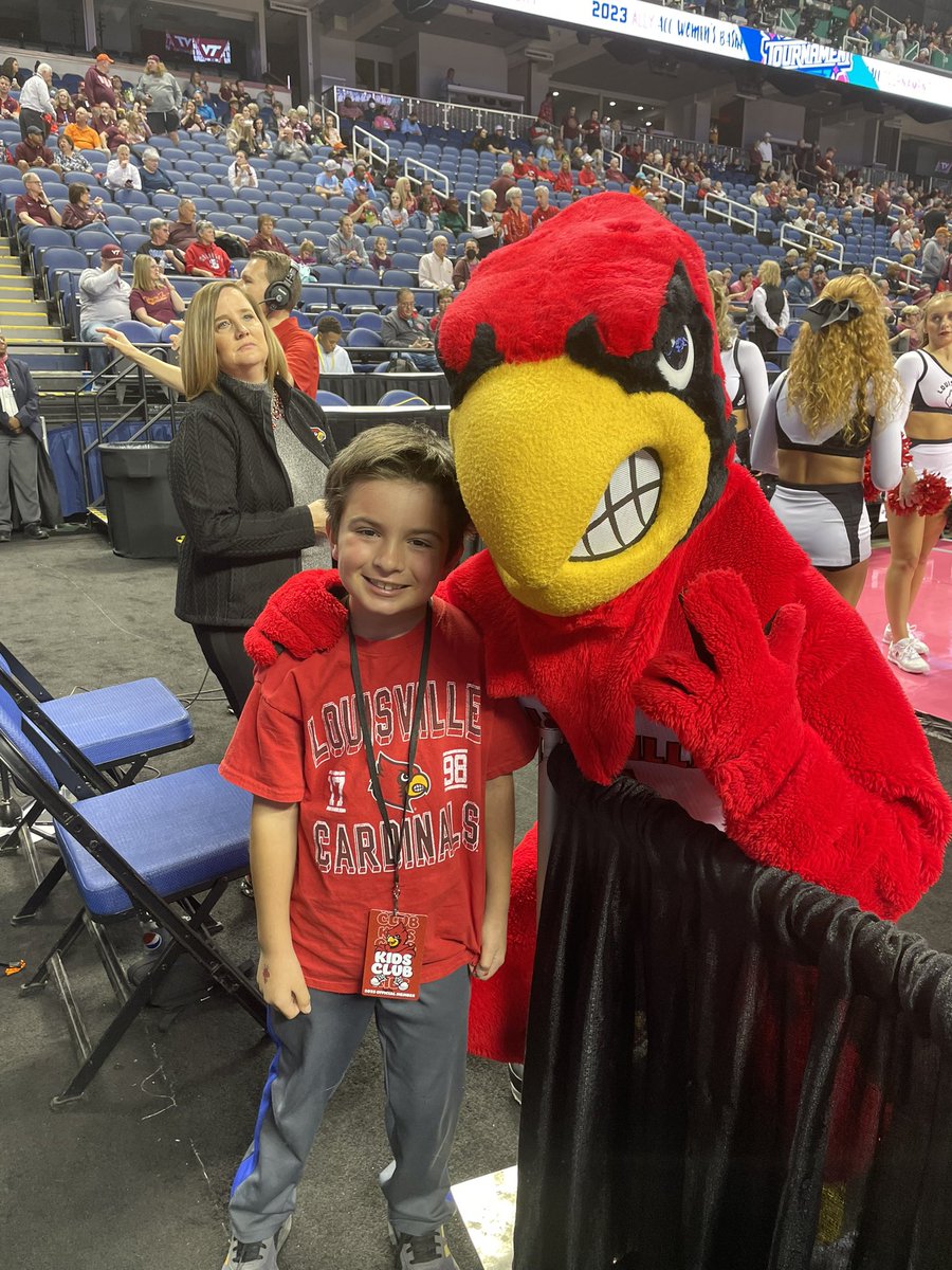 We’re ready to cheer on the Cards! #ACCWBB #gocards #uoflalumni