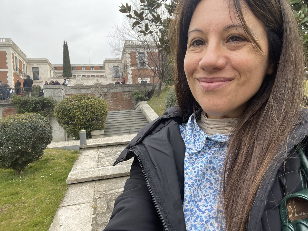 NunezBargueno's tweet photo. First time going to the open doors day @casadevelazquez Feeling great in this third (cultural) space, sort of transpyrenaic, comme moi @reseau_EFE #sundayvives #acadowntime https://t.co/jyADxcrnzm