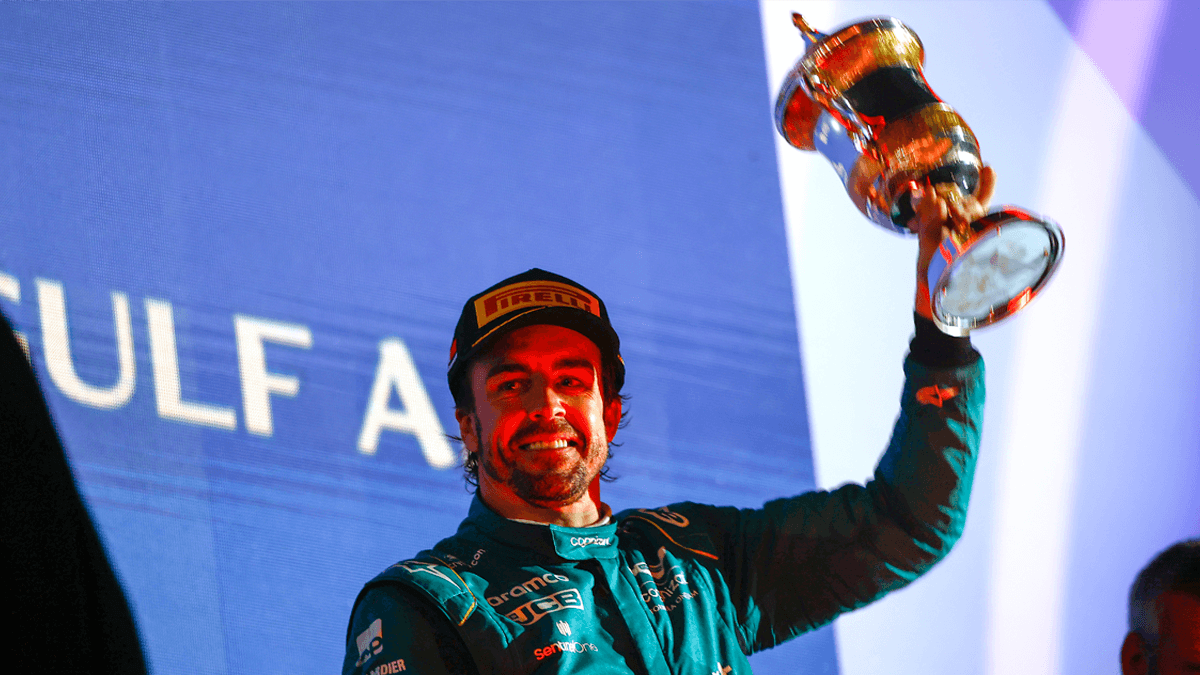 HPE_Networking's tweet photo. Winning starts with the network. Congratulations, Team @AstonMartinF1 on an incredible start to the #F1 season at the #BahrainGP. 🏆 

#FA14 in P3 and #LS18 in P6! 👏 

Learn more about our work together: https://t.co/xfXIal1gD2 https://t.co/W2IXNEF7N4