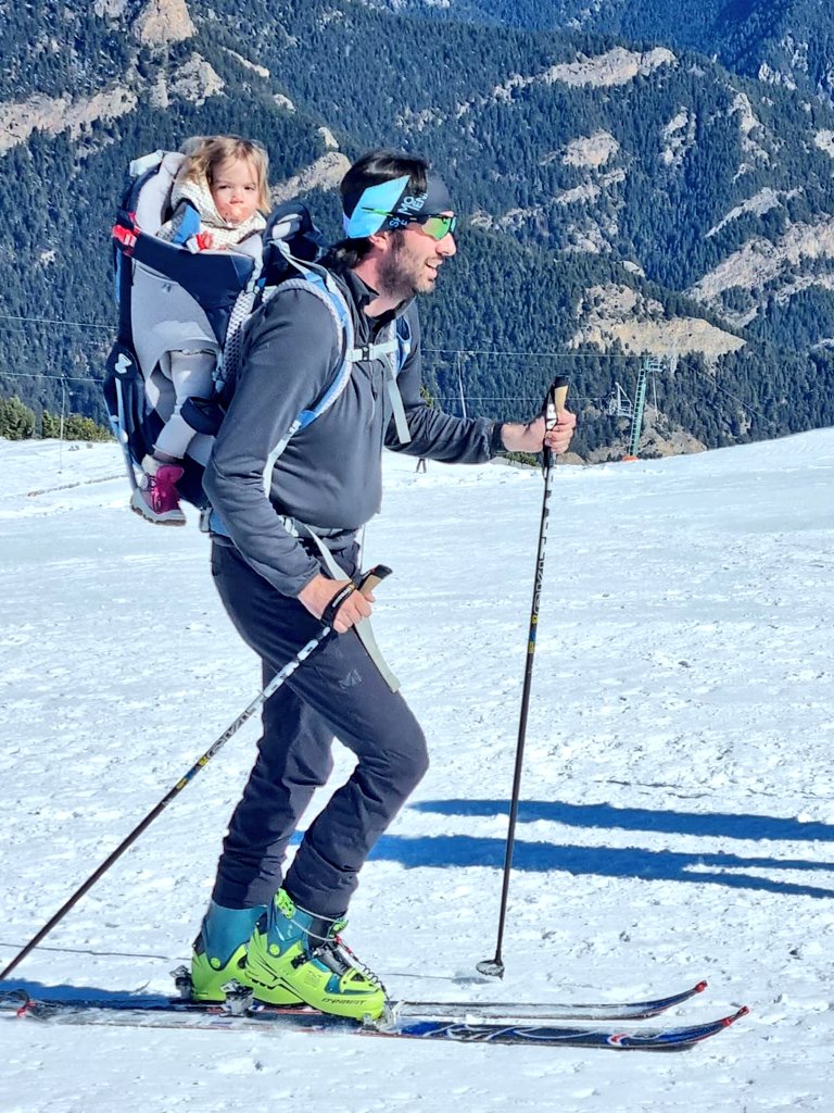 🏔️ 6a Andorra Skimo 🏔️

☝️ Rebeca Roger, número 2 d'ACCIÓ a la Massana, ha acabat 🏅🔟 de la seva categoria. Enhorabona!! 💪💪

👉 El nostre secretari general, <a href="/Gforne/">Guillem Forné</a>, l'ha fet amb una petita 😍 i adorable 👶 càrrega extra.

#SomAcció #LaMassana
