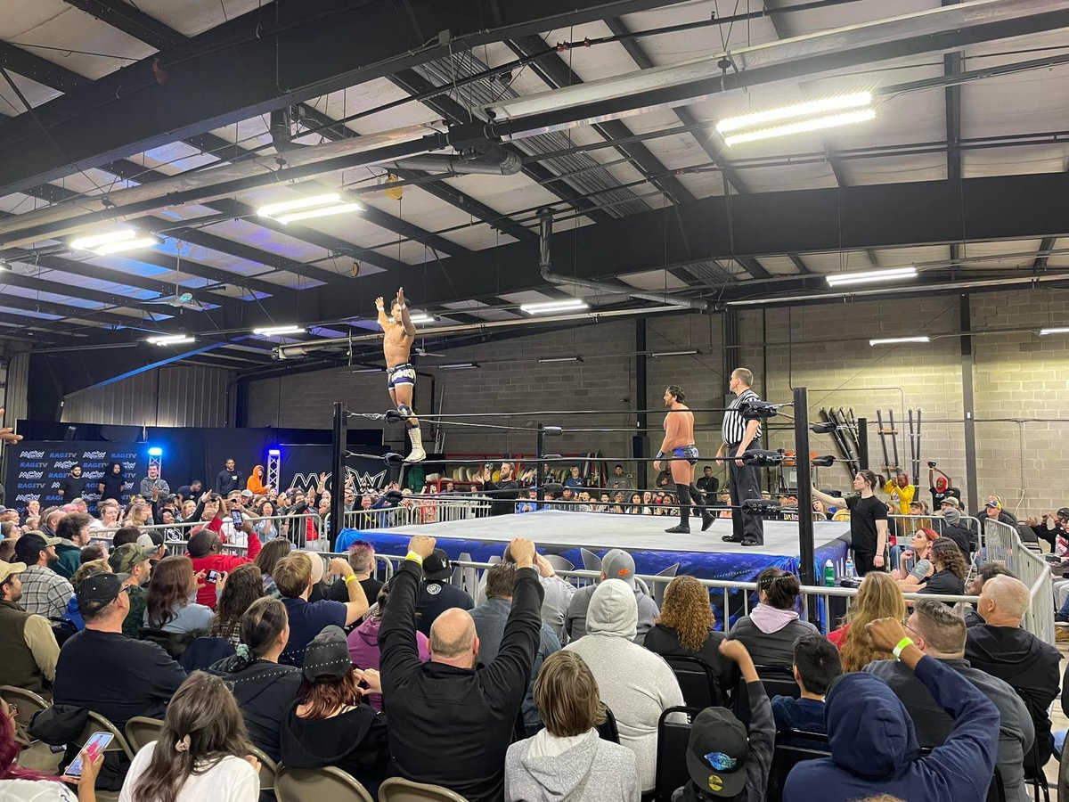 Night 3️⃣ of the 2023 #MCWWinterBlast Tour is in the books‼️

If you were with us last night, what was your favorite match/moment❓👀