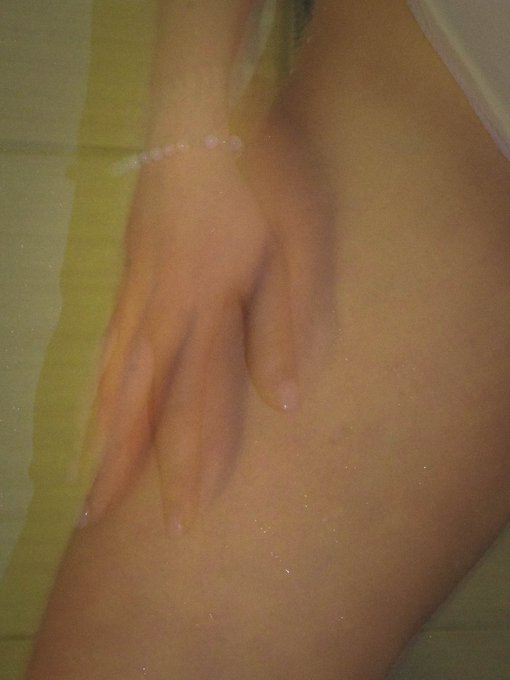 are you still not subscribed to my onlifans?🔞🔥https://t.co/SD39SlOhXn #onlyfans  #Only18  #onlyfans_girl<a href="/tag/only18"class="tags"><span>#only18</span></a><a href="/tag/onlyfans"class="tags"><span>#onlyfans</span></a><a href="/tag/onlyfans_girl"class="tags"><span>#onlyfans_girl</span></a>