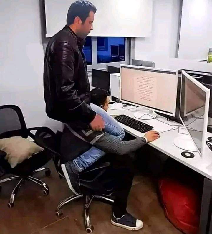 لماااااا توصل متصعبهاش علي اللي قبلك 
أنا لما أترقى :