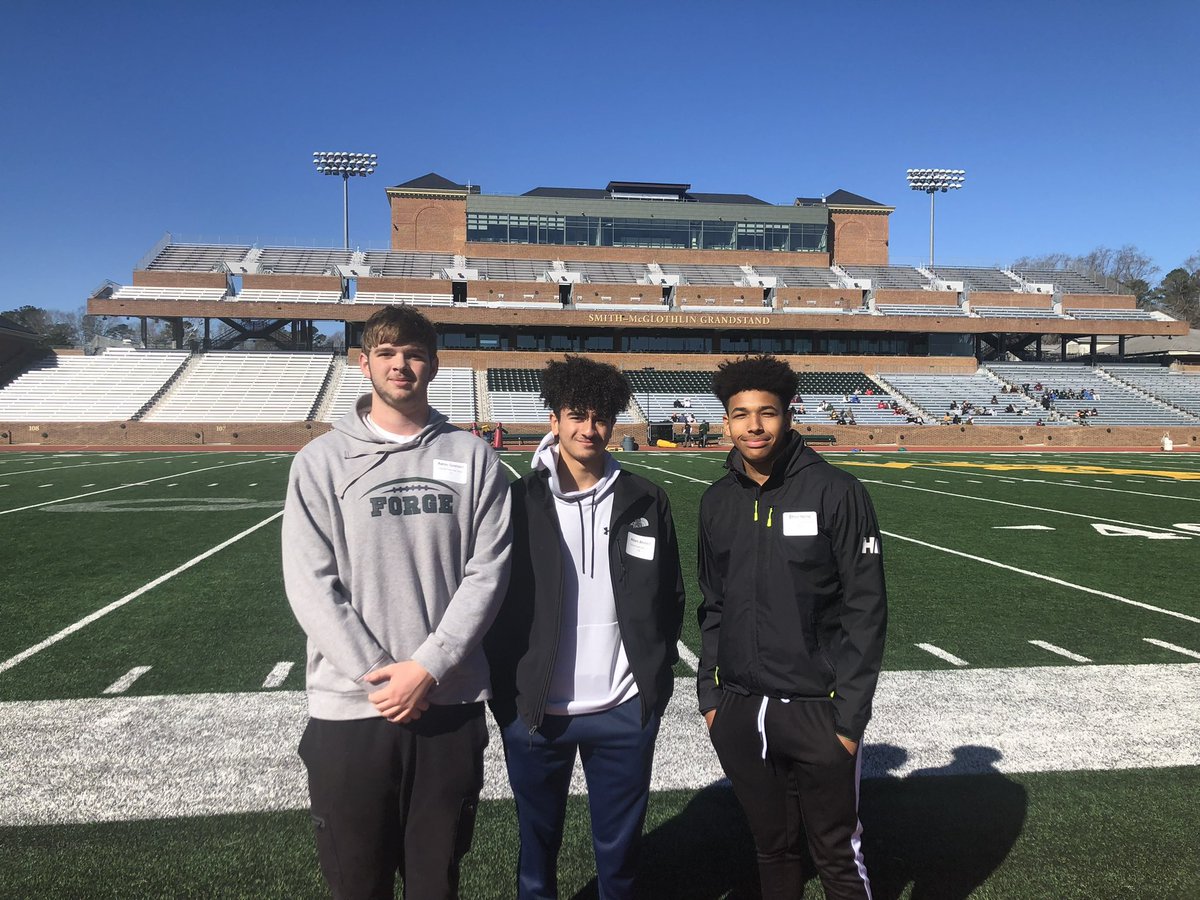 I enjoyed my time at <a href="/WMTribeFootball/">William & Mary Tribe Football</a>  thank you for letting me explore your campus and watch practice <a href="/BoRevell/">Bo Revell</a> <a href="/CoachAcitelli/">Mario Acitelli</a> <a href="/CoachDowl/">Coach Ras-I Dowling</a>