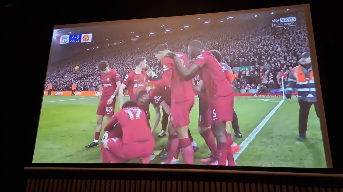 ChrisKinnear6's tweet image. #Garyneville 

Arsenal finishing 3rd 😭
Man Utd so bad your captain was asking to come off. #Foundout