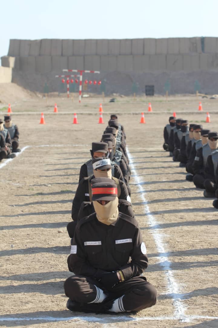 دکندهارولایت دښوونیز اوروز نیز مرکز څخه  380 تنه مجاهدین له عقیدوی اومسلکی زدهکړو څخه فارغ شول