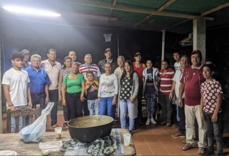 Con motivo al 17 Aniversario del <a href="/partidoUNT/">Un Nuevo Tiempo</a> en el municipio #Unda de #Portuguesa realizó un compartir la noche de ayer y la directiva asistió hoy #05M al programa especial aniversario con Orlando Rivero en Galáctica 100.7fm <a href="/untenlacalle/">UNT En La Calle</a> #UNTEsperanzaYCambio  #UNT17AñosContigo