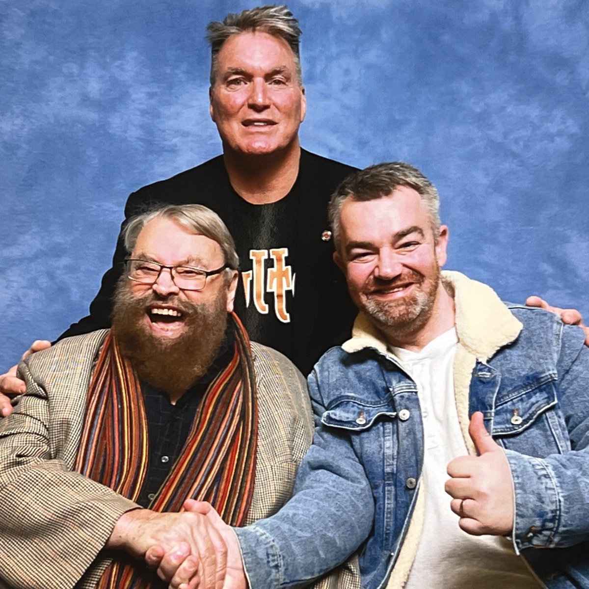 robosheauk's tweet photo. An absolute pleasure today meeting Sam Jones and Brian Blessed at London Film and Comic Con @realsamjjones #lfcc #lfccspring #flashgordon #samjones #brianblessed #princevultan #flashgordon1980 #flashgordonmovie https://t.co/dYLlq8D35T