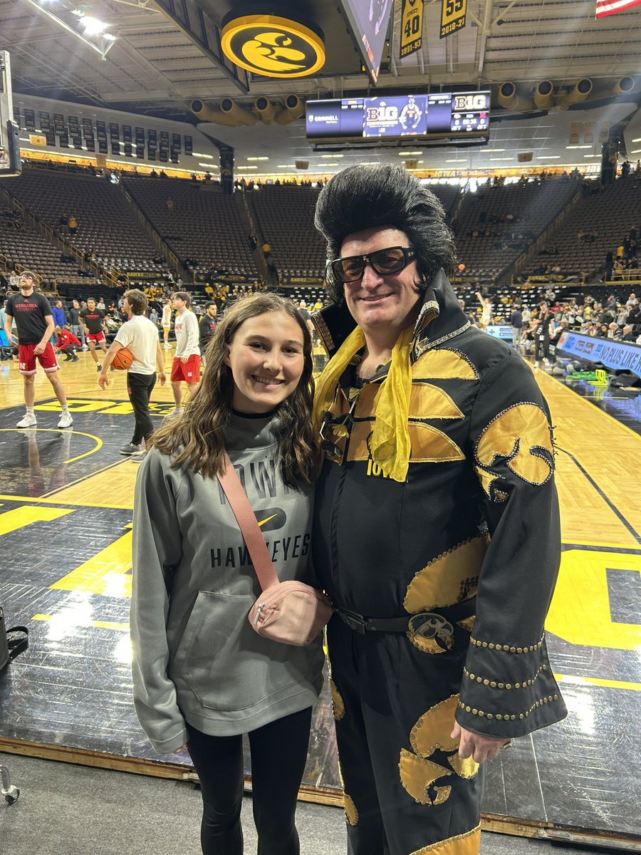koberg34's tweet photo. #FightForIowa  Go Hawks!  Presley meets @HawkeyeElvis! https://t.co/HpIQmVeh7a