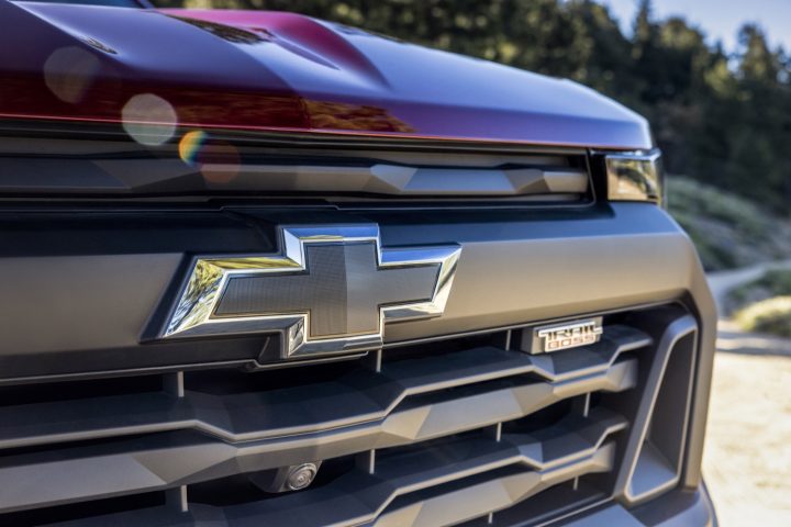 Here’s Why The 2023 Chevy Colorado Looks Different Than The Silverado🤔👀

See why here👉 p1.tt/3Z4mQbL

#chevrolet #chevy #chevycolorado #chevytrucks #chevroletcolorado