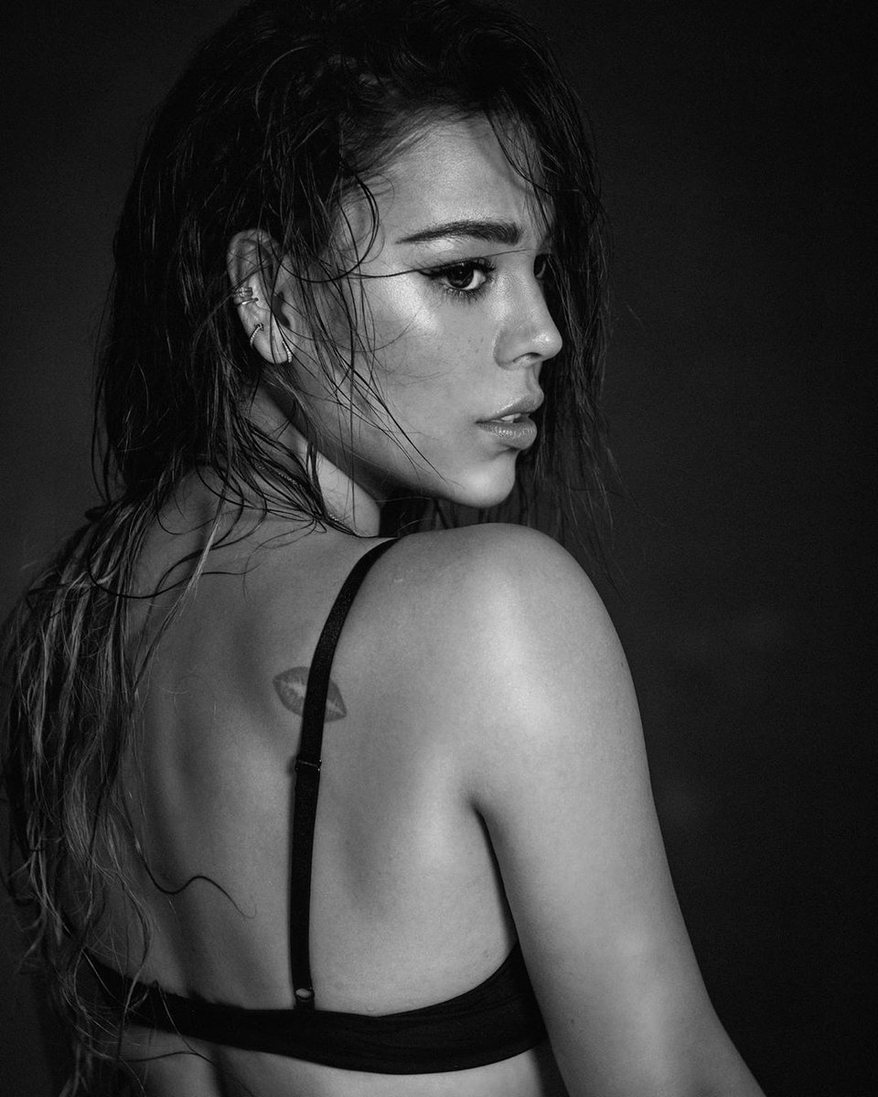 ⠀⠀⠀ ⠀⠀　  　 
⠀⠀  ⠀
       『 𝐒𝐄𝐃𝐔𝐂𝐓𝐈𝐕𝐄 𝐒𝐔𝐍𝐃𝐀𝐘 』