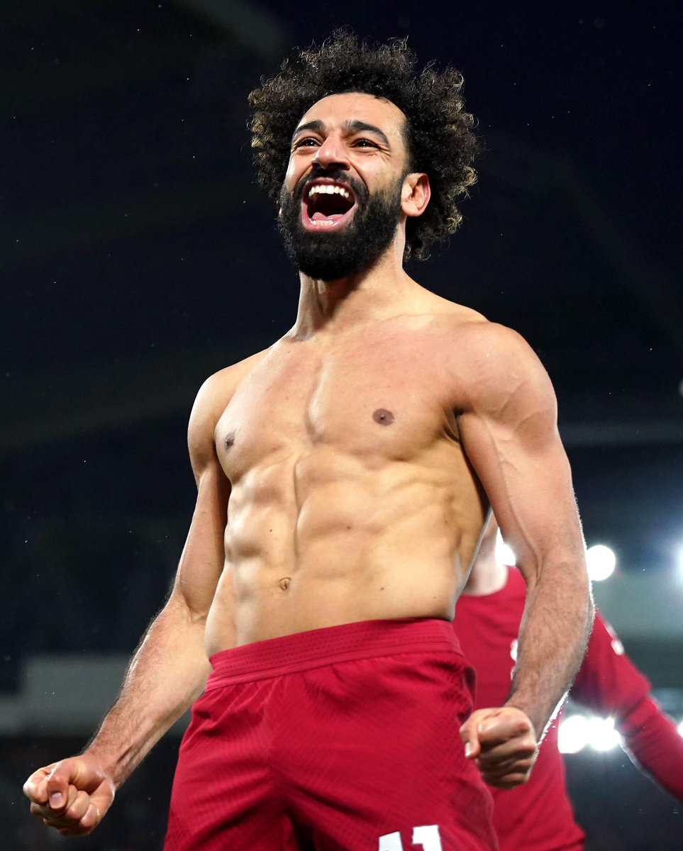 2017/18 sezonundan bu yana Anfield'da Mohamed Salah’ın Man Utd'a karşı sevinirken formasını çıkardığı için gördüğü sarı kart sayısı (2), Man Utd'ın Anfield’da Liverpool'a attığı golden (1) daha fazla. 😂😂😂