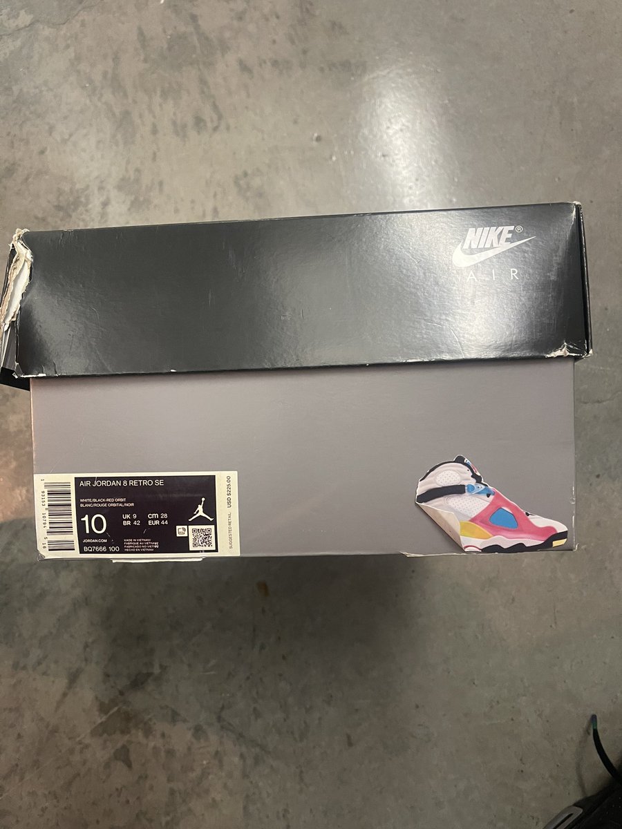 p_kicks23's tweet photo. @SellKicksSunday #size10M $120 + shipping https://t.co/nJXtB8cX98