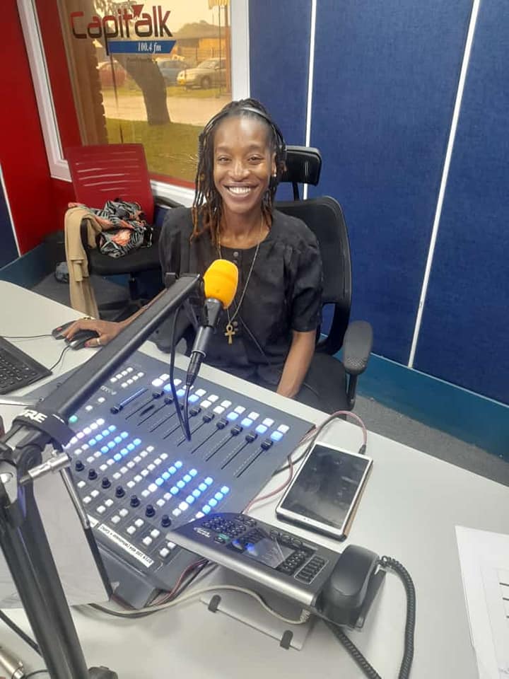 capitalkfm's tweet photo. Join @Roomby101 as she serves up some much needed warmth hit after hit. Listen to the #deepdive
#harareshotteststation #mondayvibes #keepit100point4fm #capitalkfm #DeepDive #legalbae https://t.co/WotqBPGaih