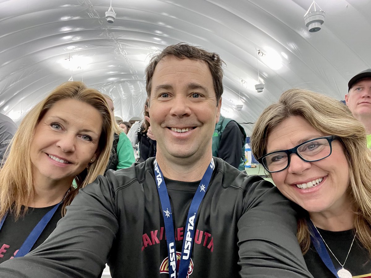 GirlsTennisLSHS's tweet photo. South Coaches having fun at the USPTA Northern Conference this weekend 🎾❤️ https://t.co/cXzumjSQKn