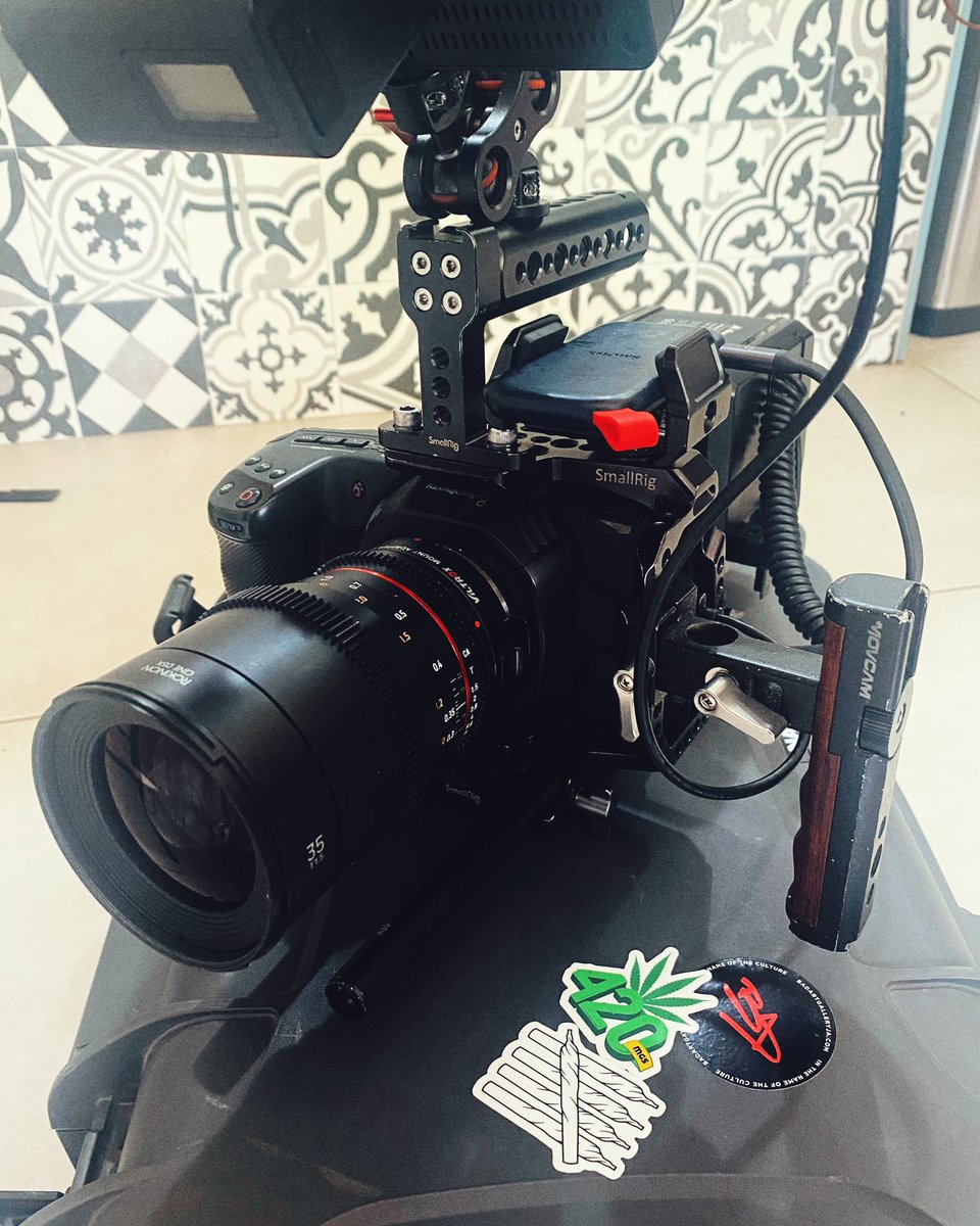 cezbuelto's tweet image. Starting a sticker collection for my pelican case. Repping #BadArtGallery and #LiveHigh 🤟🏾

cc: @joshuasolas_ @ltrl_livi