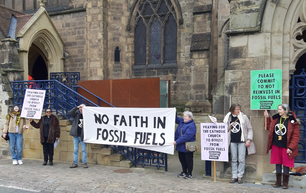 FossilFreeShrop's tweet photo. Protesters from Shrewsbury, Ellesmere, and Wrexham called on the Diocese of #Shrewsbury to divest from fossil fuels and prevent further suffering around the globe from #ClimateBreakdown. It was part of a national day of action  by @CClimateAction @xr_cymru https://t.co/0ne9fWU9zN