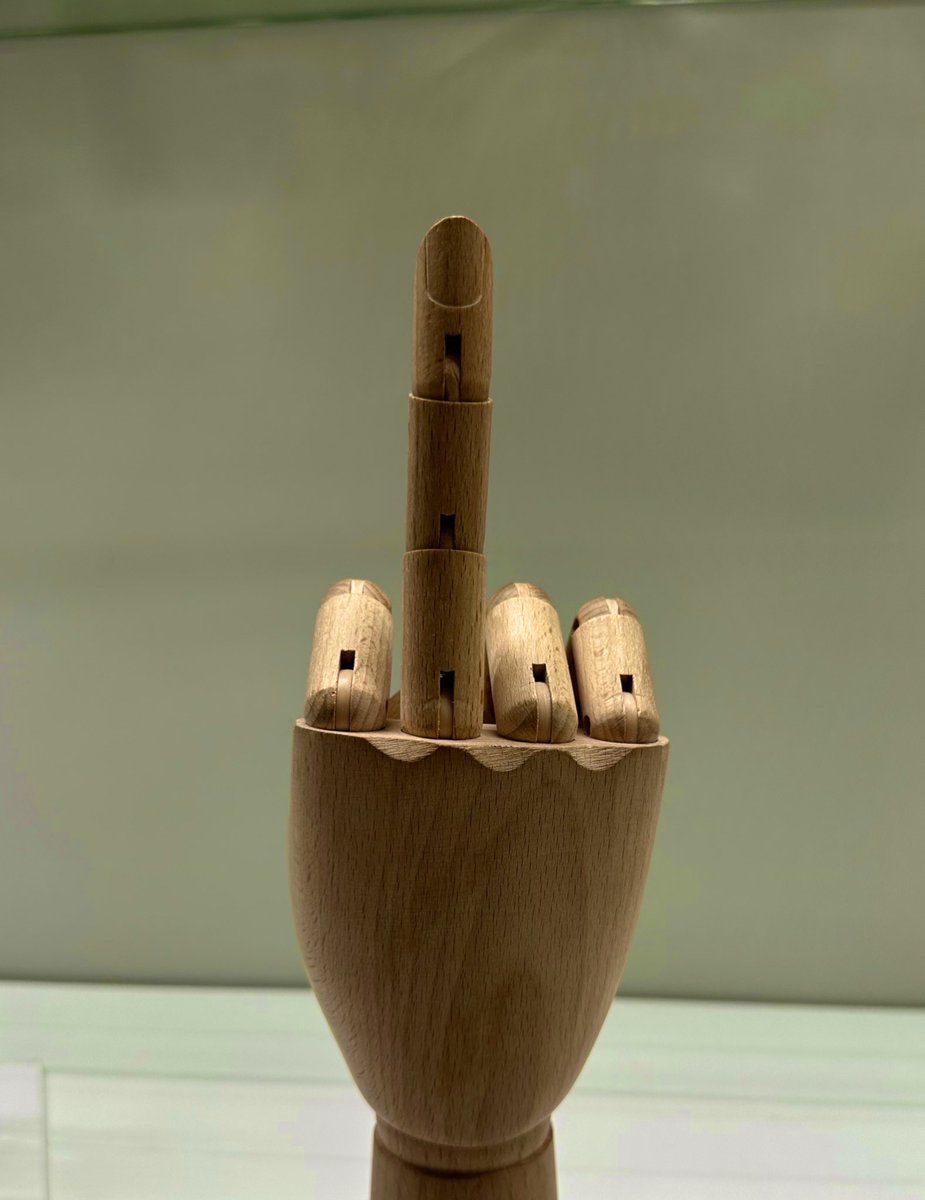 SinaEstavi's tweet image. CZ, I think you should put this picture on your profile for a while in response to all the FUD.
#Binance  #BNB  #BNBChain