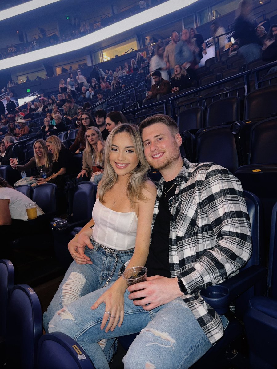 last night we let the liquor talk  <a href="/MorganWallen/">morgan wallen</a> #Nashville