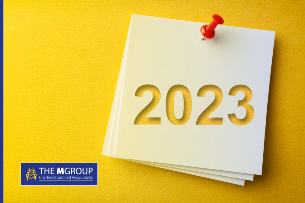 Oxfordshire’s Top 3 Industries and Why They’re Set to Grow in 2023?

Visit our site for our latest blog post:

bit.ly/3ydDhXL

No 1: #LifeSciences 
With world-leading research institutes and universities, Oxfordshire plays a key role in the global life science industry.