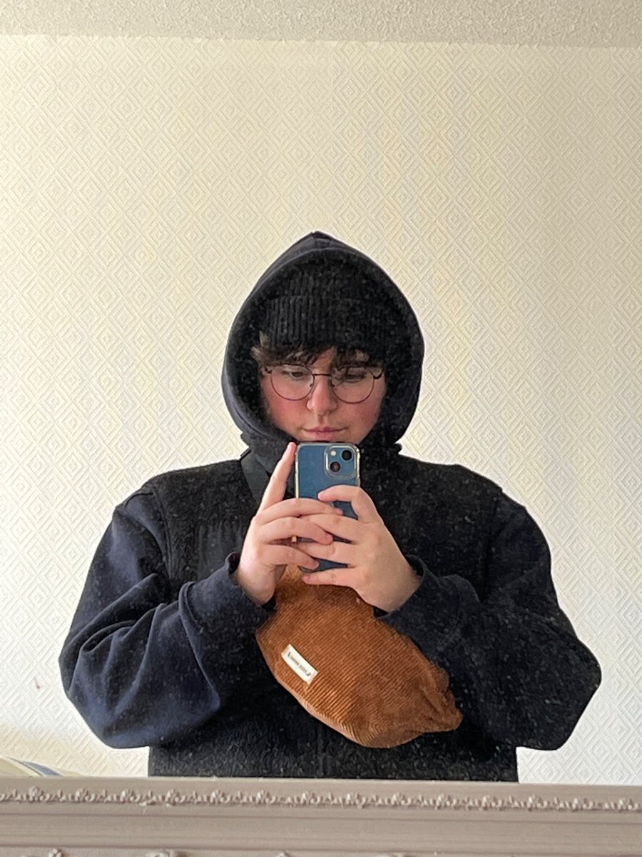 𝚁 𝚊 𝚙 𝚑 tweet media
