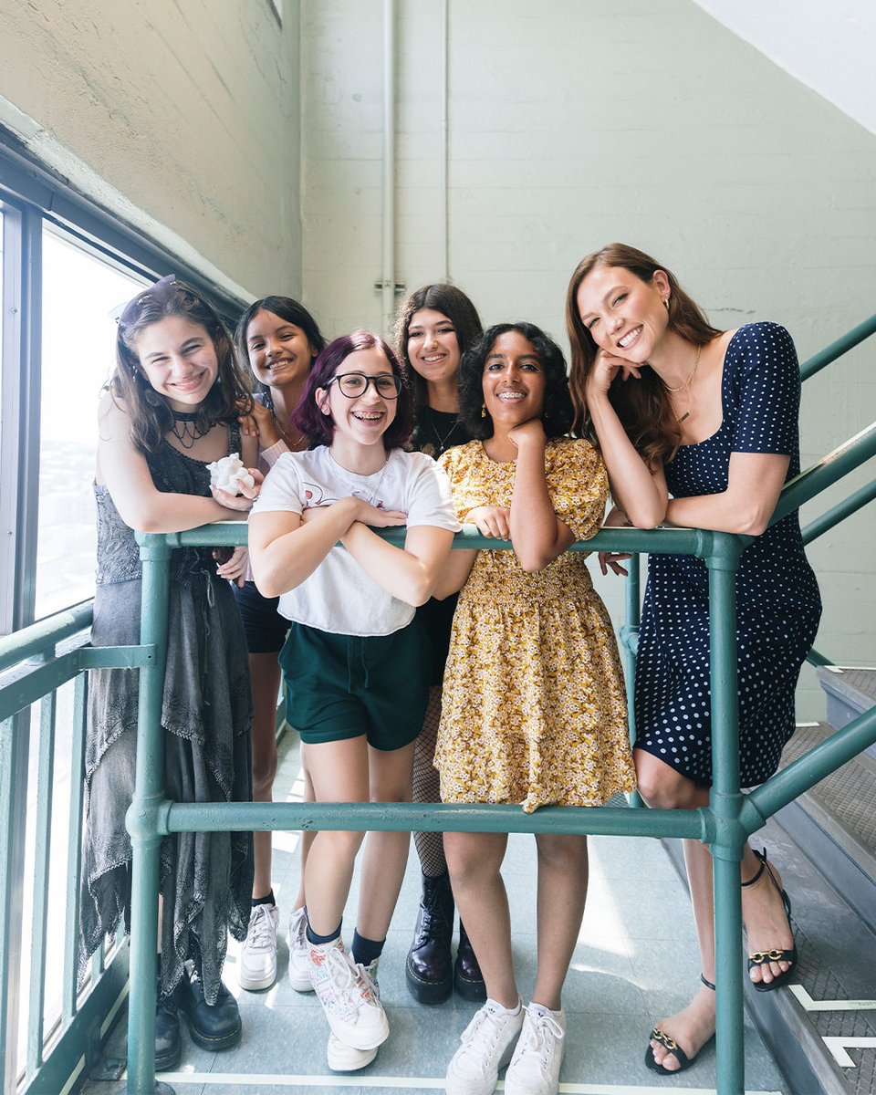 HouseofHerrera tweet picture