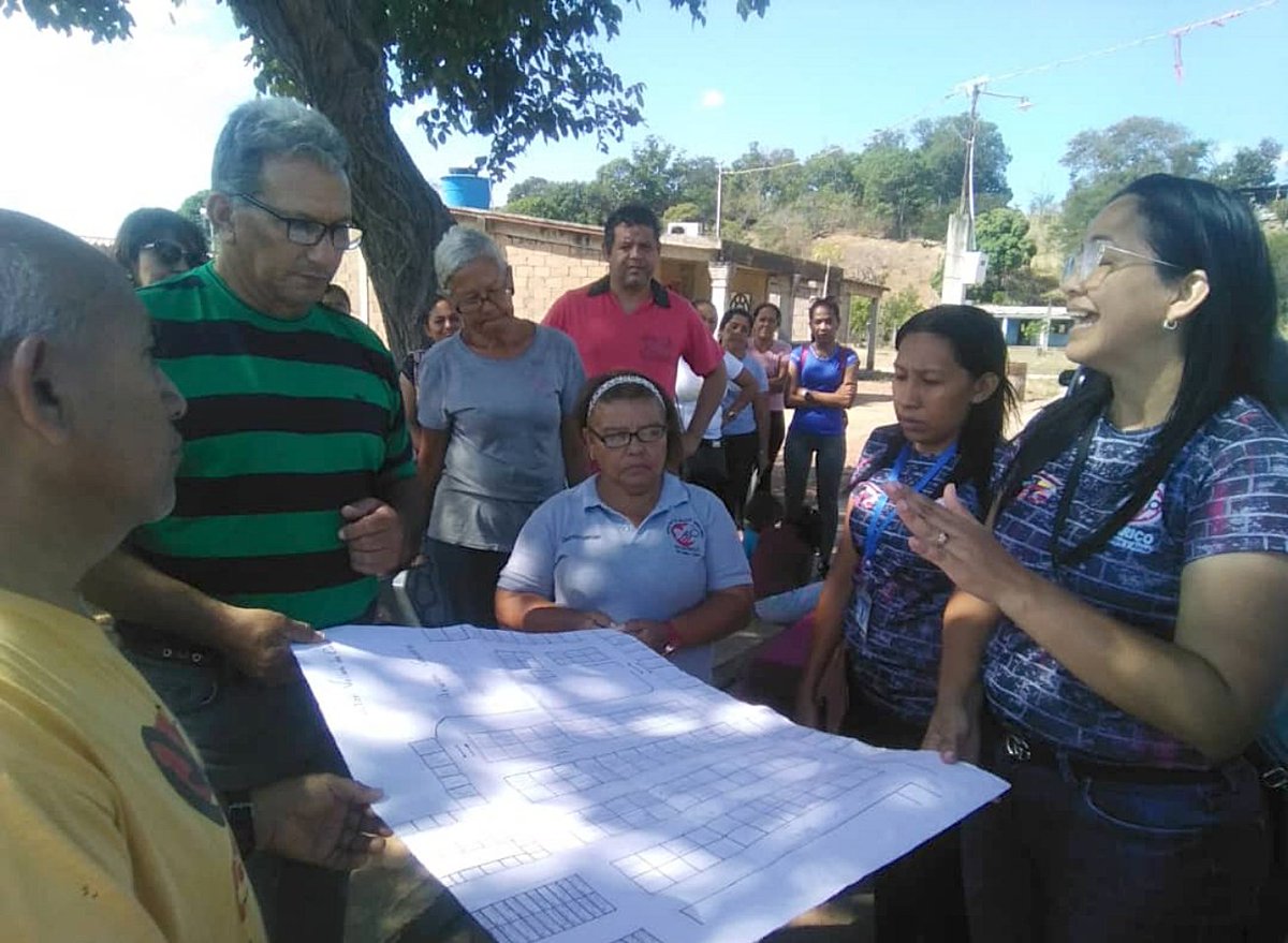 #EnFotos📷| Desde el municipio José Tadeo Monagas, específicamente en la parroquia Altagracia de Orituco, el #Iavhebg realizó jornada de cobranza y protocolización de documentos de propiedad de viviendas. 

#YoSoyChávez