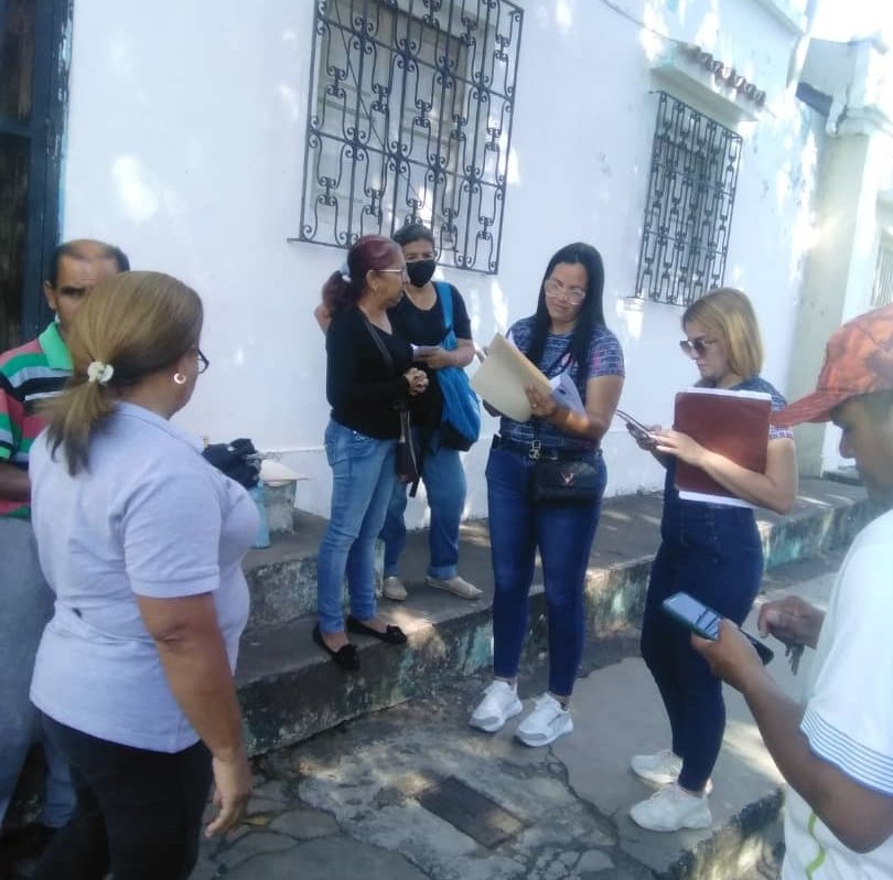 iavhebg_'s tweet photo. Estas actividades se  enmarcan en los planes sociales que lleva adelante la institución como parte de las políticas en materia de vivienda para brindar atención y protección al pueblo guariqueño https://t.co/YwGE1Ny7jE
